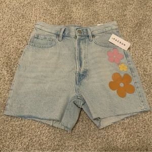 PacSun 90s Girlfriend Jean Shorts